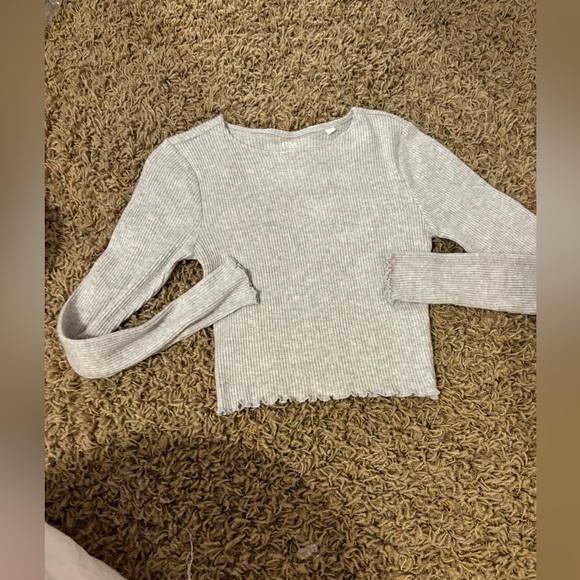 Grey long sleeved cropped shirt from PacSun - Picture 2 of 2
